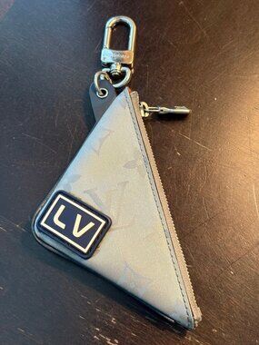 Louis Vuitton Monogram Satellite Porte Cles (Bag) Charm / Coin Purse MP2217